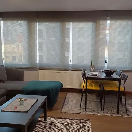 Central Comfortable With Gym 1+1